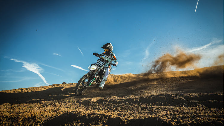 TLD SE4 Poly Youth Helmets 