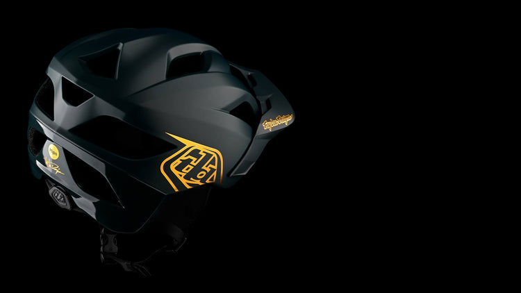 Flowline Youth Helmet