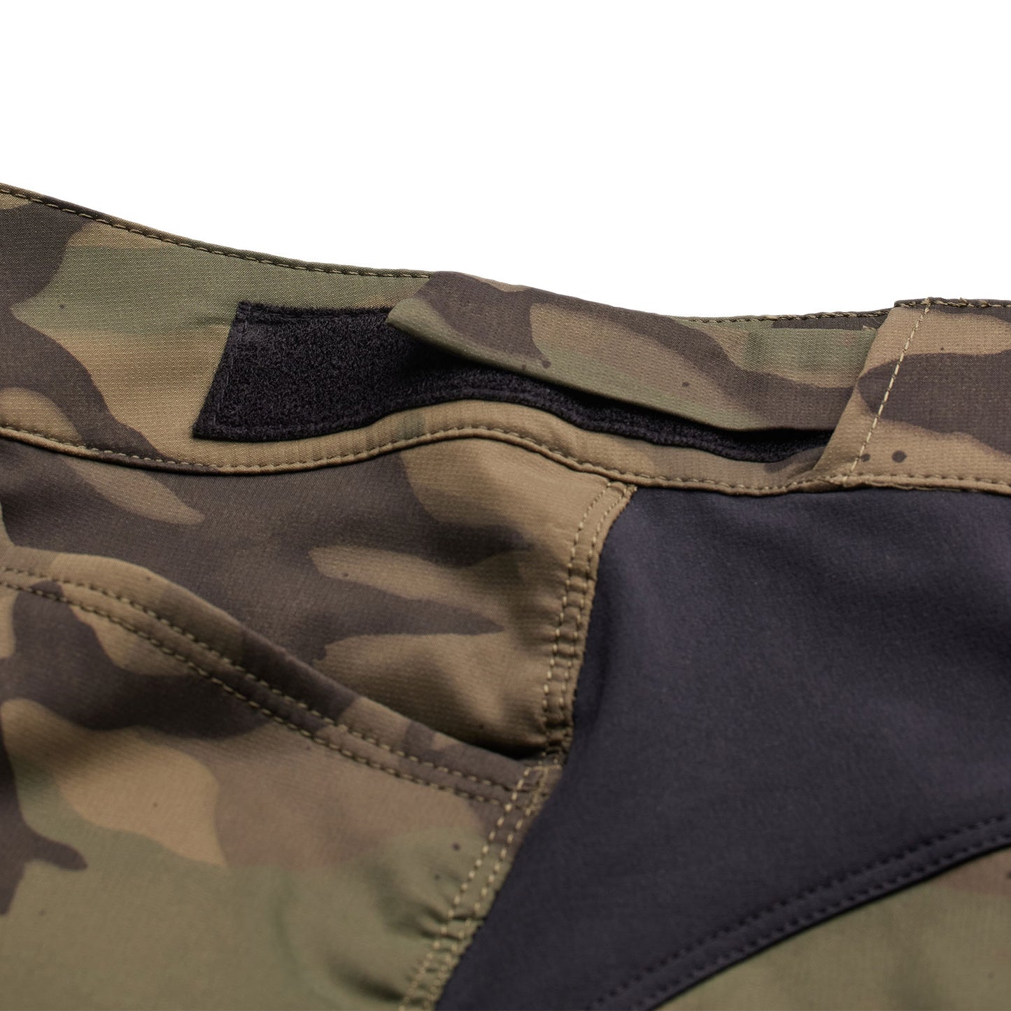Flowline Short W/Liner Spray Camo Army