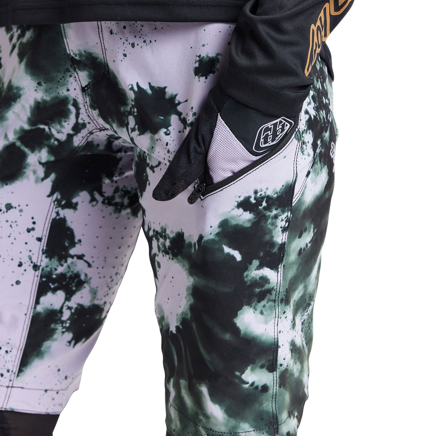 Womens Lilium Short Shell Micayla Gatto Watercolor Lilac