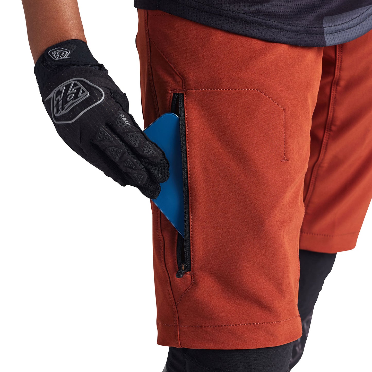 Womens Mischief Short Shell Solid Henna