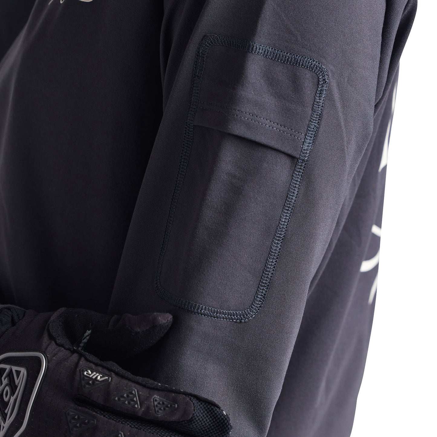 Ruckus Long Sleeve Ride Tee Bolts Carbon