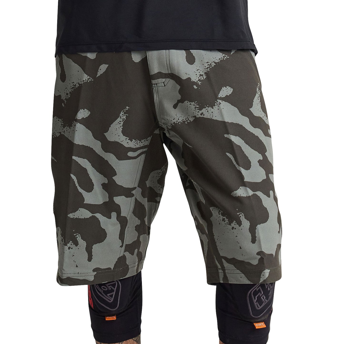 Skyline Short Shell Shadow Camo Olive