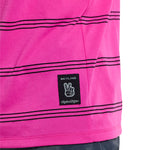 T-shirt Skyline à manches courtes, rose délavé, idéal pour les fêtes.