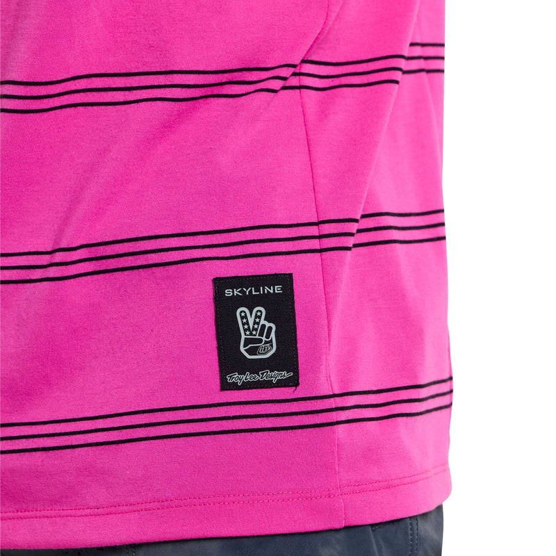 T-shirt Skyline à manches courtes, rose délavé, idéal pour les fêtes.