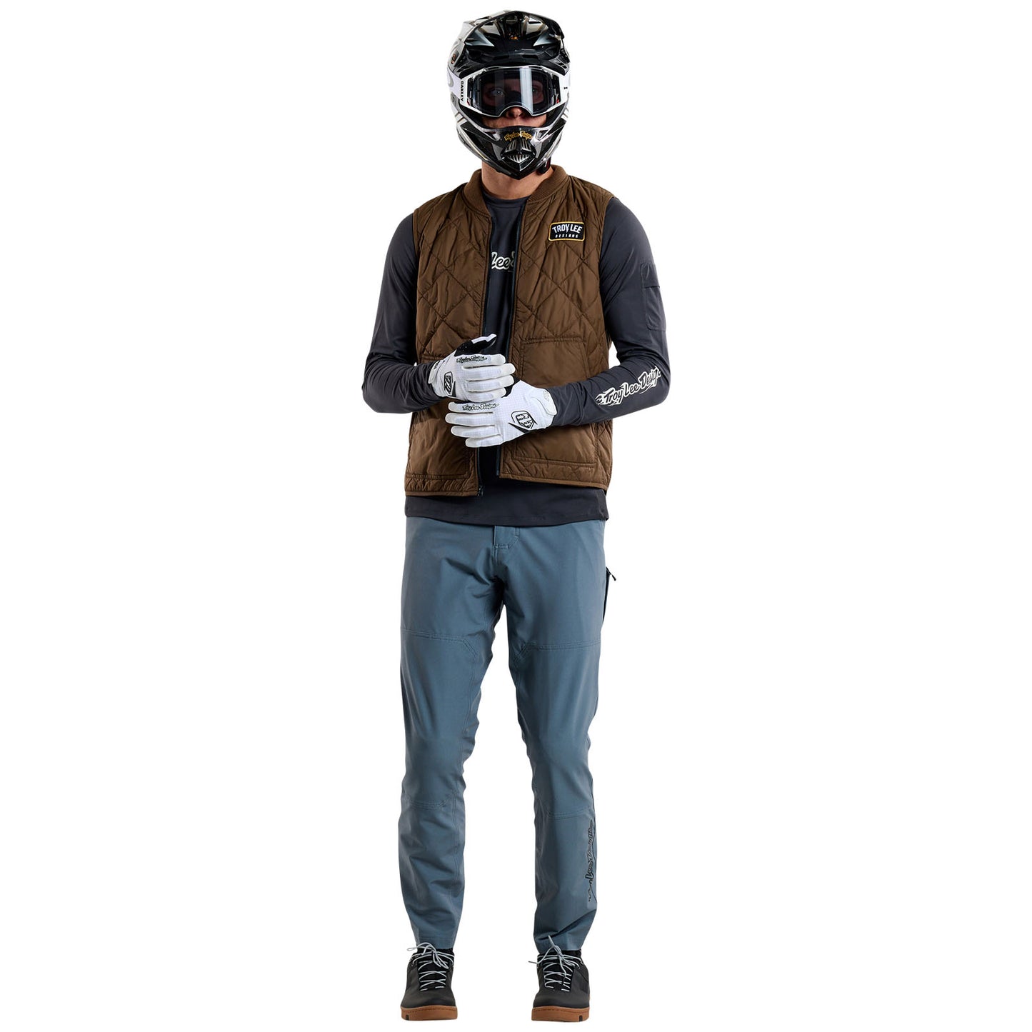 Ruckus Ling sleeve Jersey, vest and pants