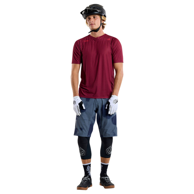 Skyline Air Short Sleeve Jersey and Shorts