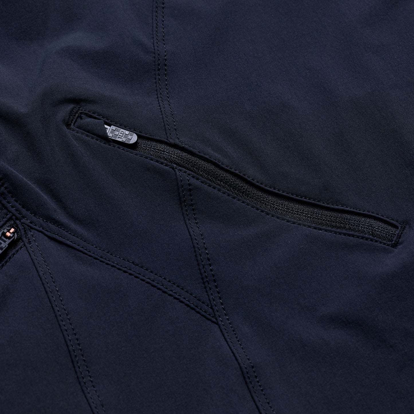 Womens Lilium Short Shell Solid Black