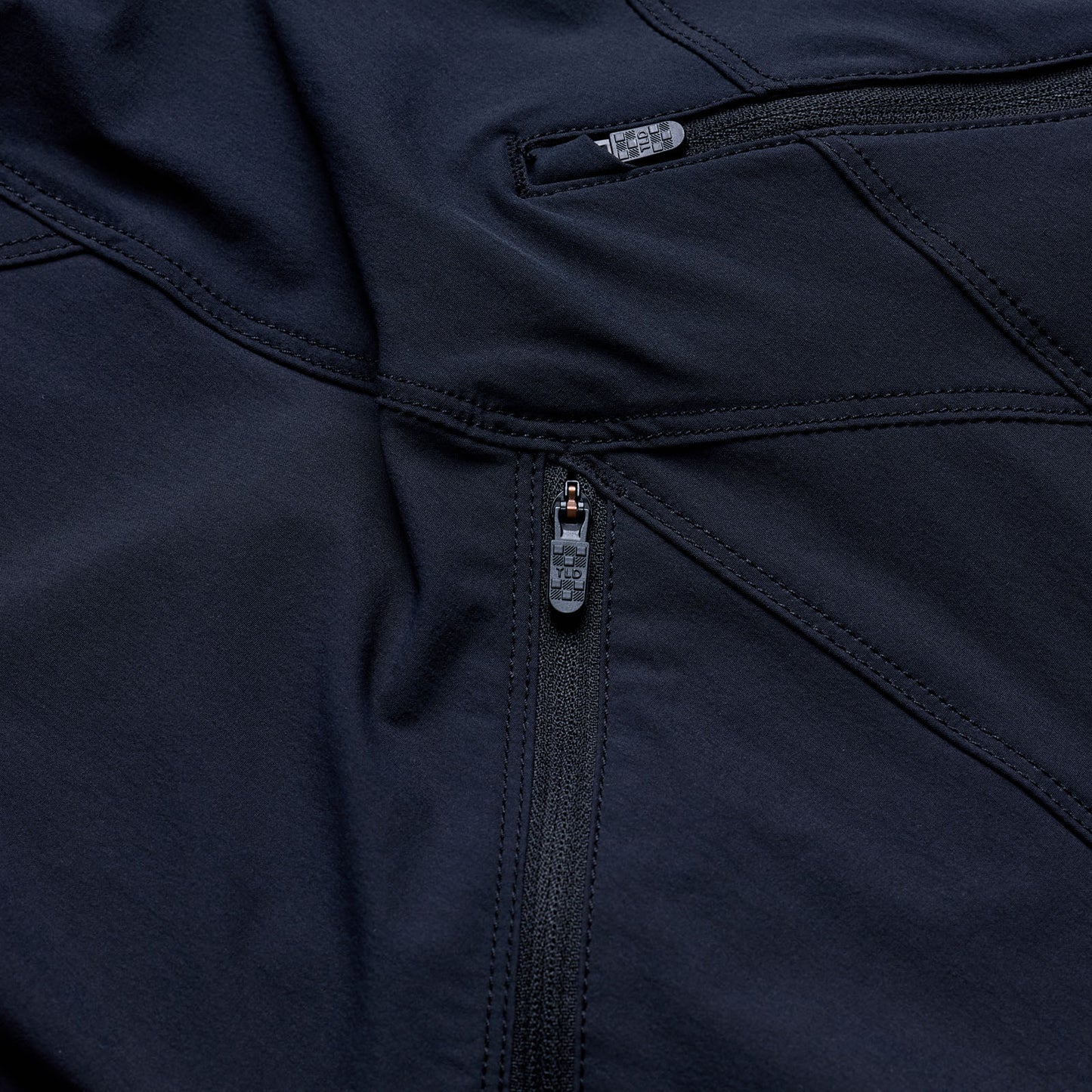 Womens Lilium Short Shell Solid Black