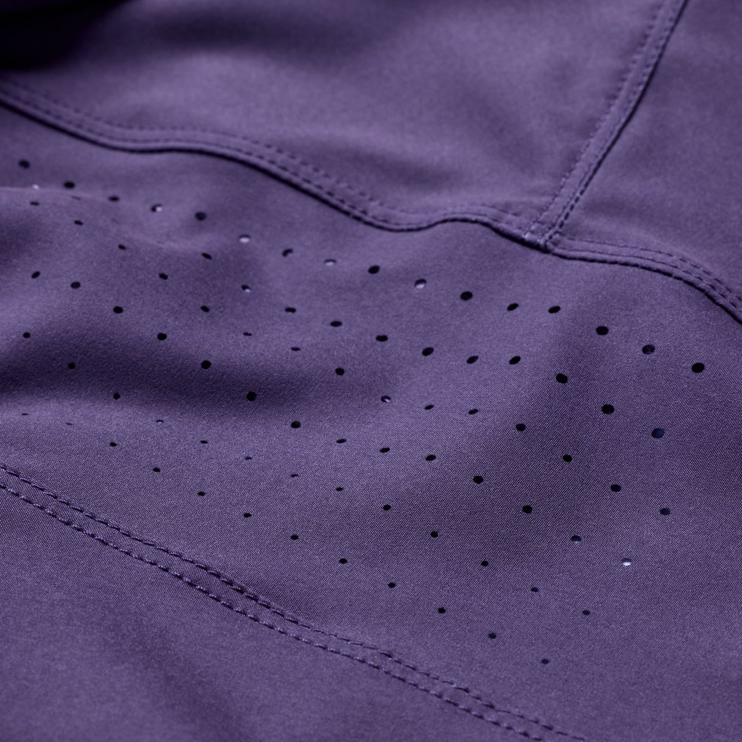 Short Lilium pour femme, violet foncé uni