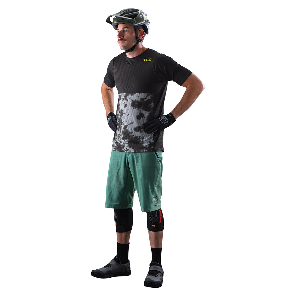 Skyline Air Short W/Liner Solid Glass Green